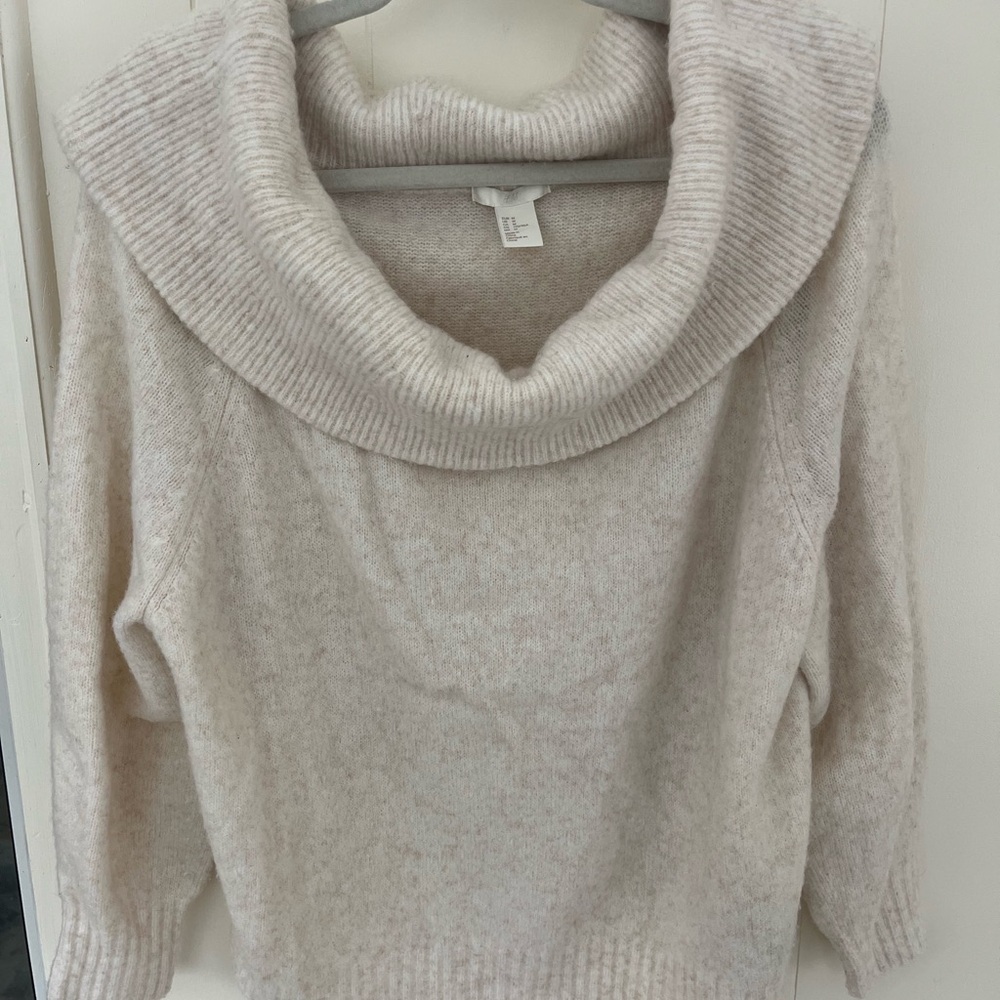 H&M Cream Turtleneck Sweater